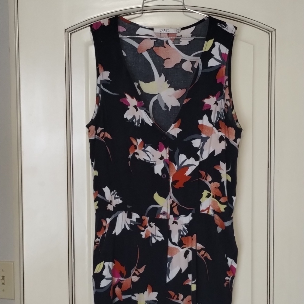 OBEY Jaya Jumpsuit Size 28 Navy Floral